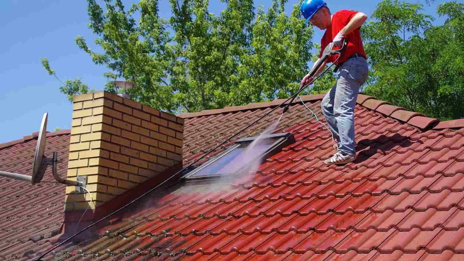 All About Cleaning Your Roof | Smart Choice Roof Restorations